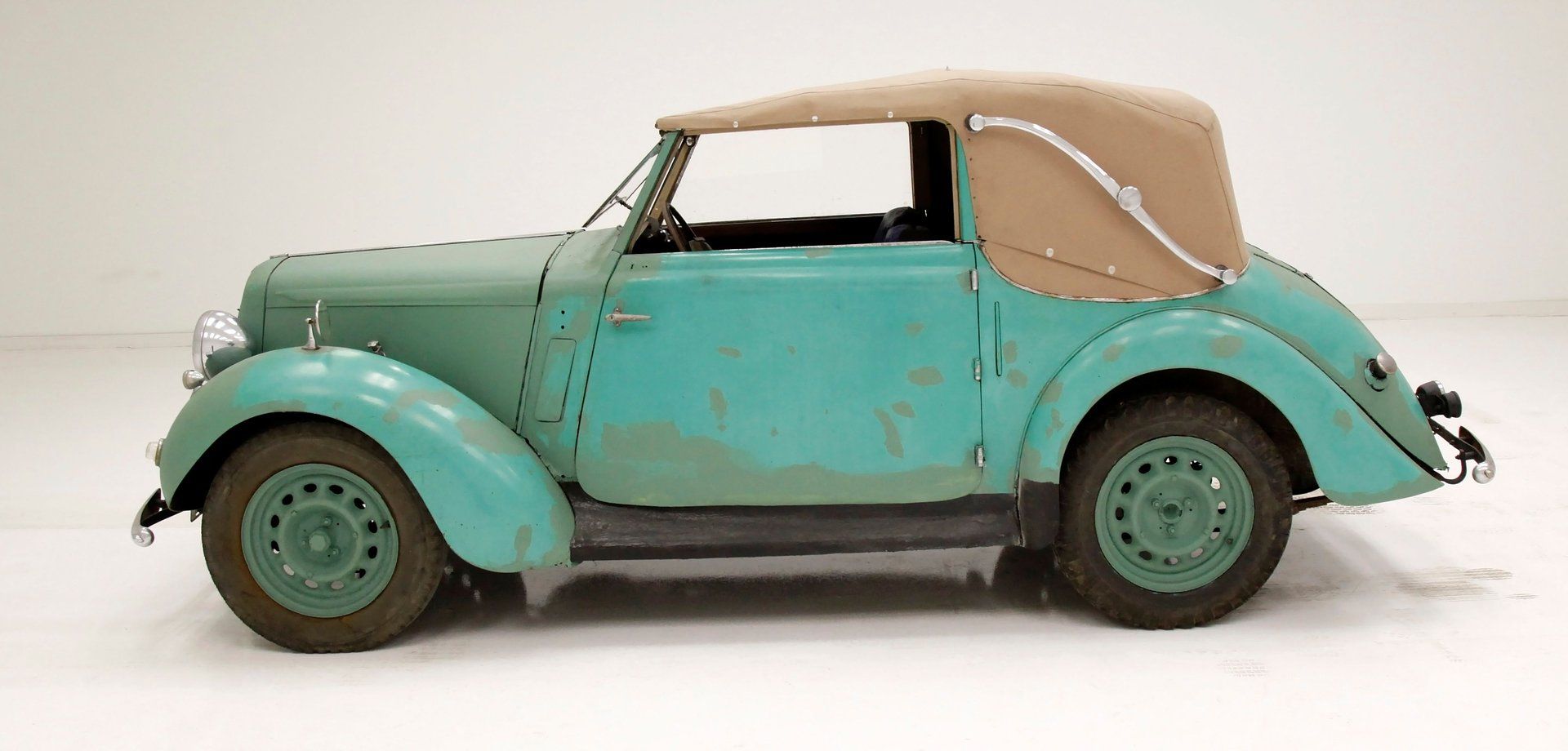 1937 Hillman Minx Magnificent Drophead Coupe, foto 2