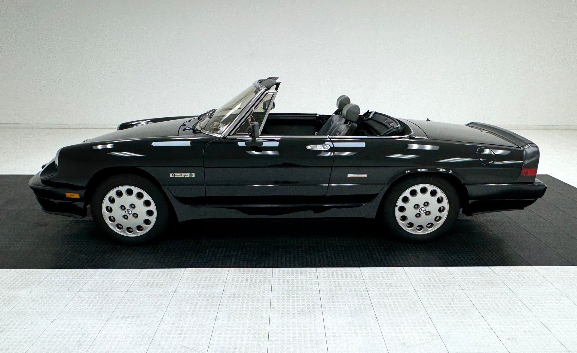 1988 Alfa Romeo Spider Quadrifoglio, foto 6