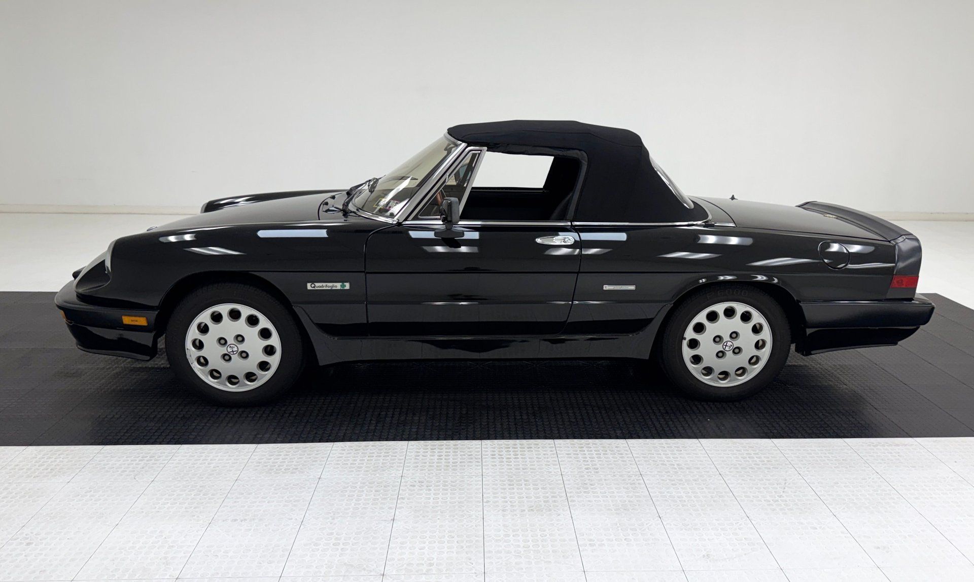 1988 Alfa Romeo Spider Quadrifoglio, foto 5