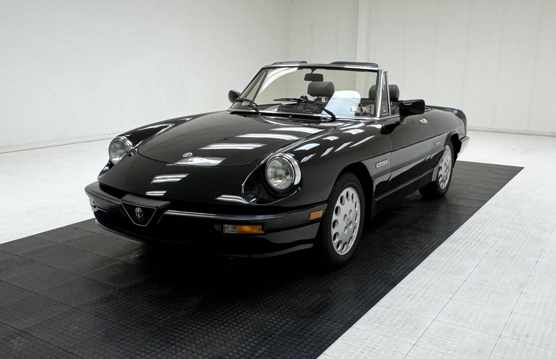 1988 Alfa Romeo Spider Quadrifoglio, foto 3