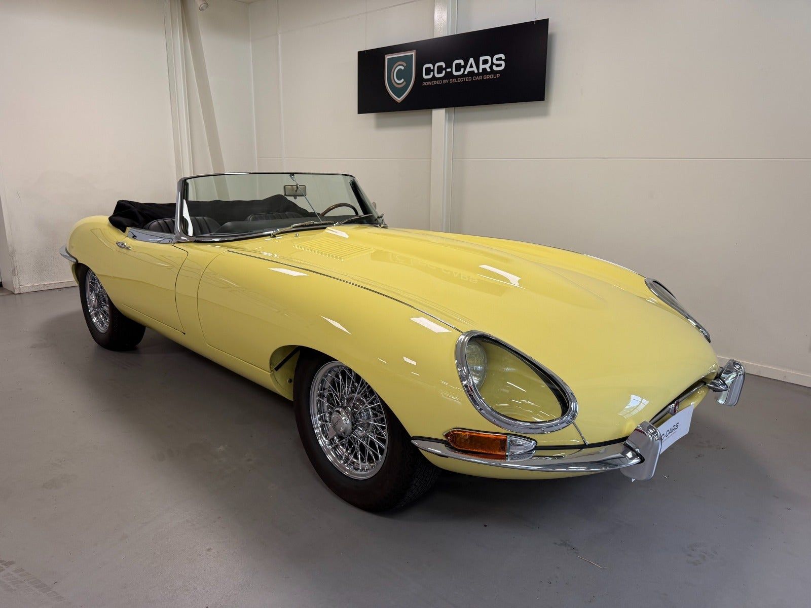 1966 Jaguar E-Type Roadster, foto 1