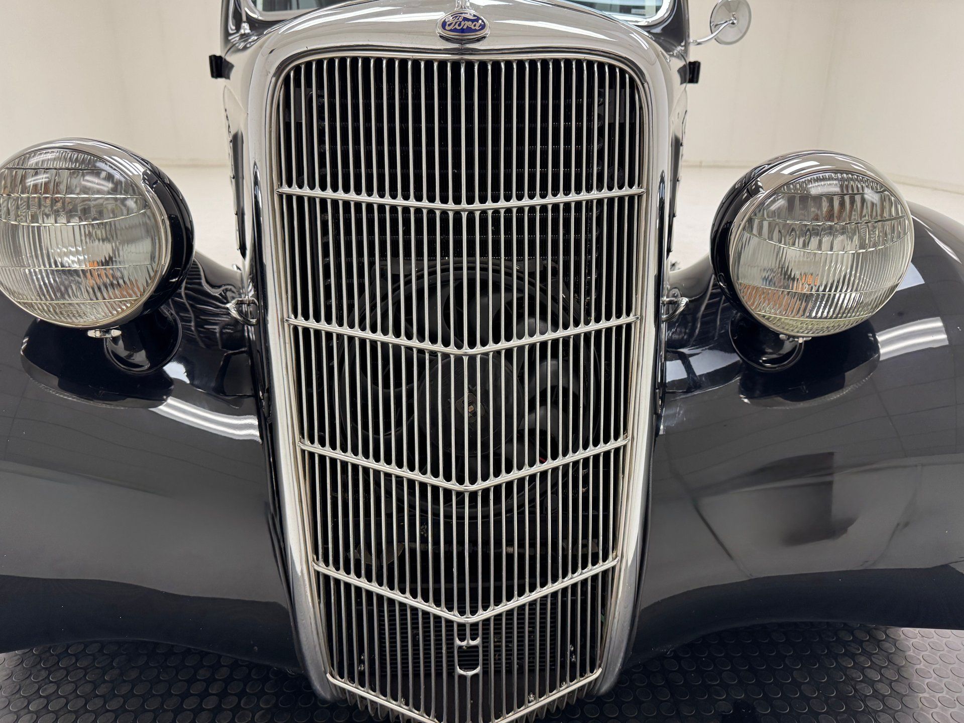 1935 Ford 48 Deluxe Tudor Sedan, foto 9