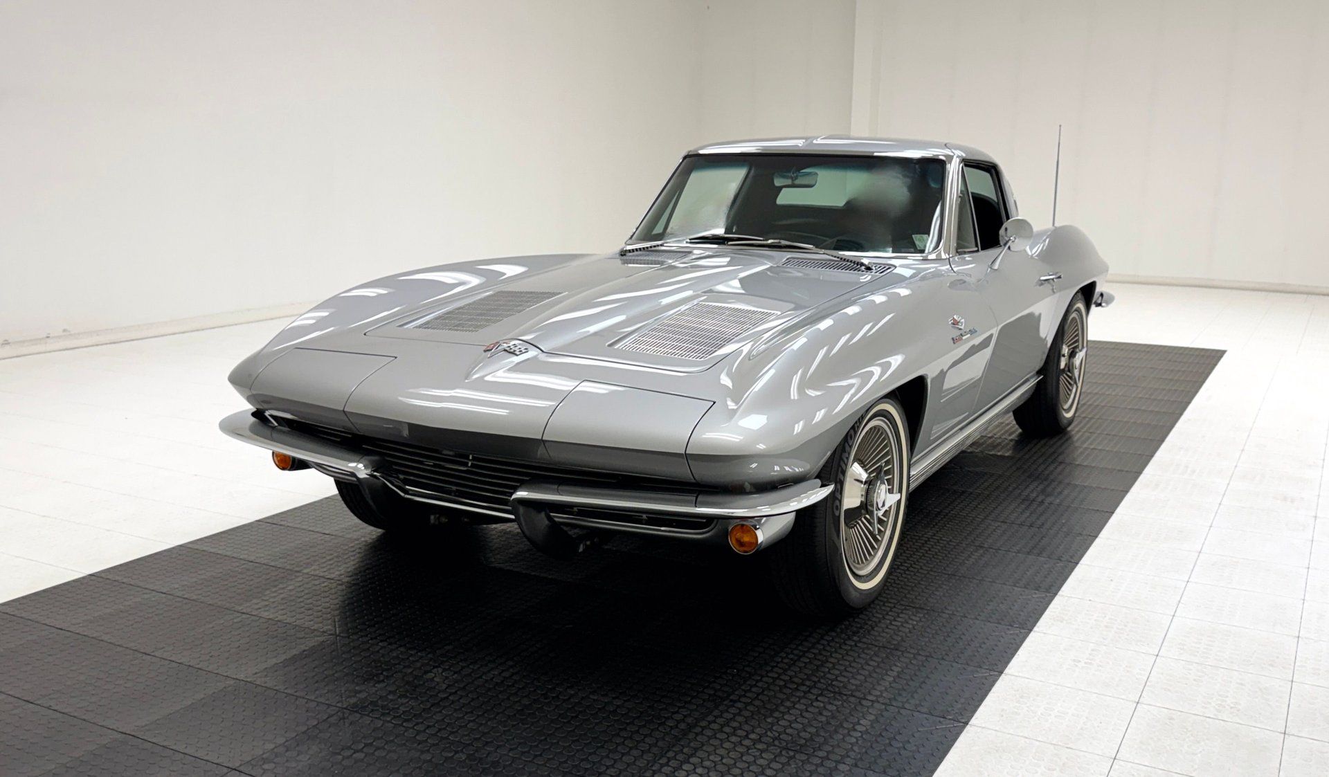 1963 Chevrolet Corvette Coupe, foto 1
