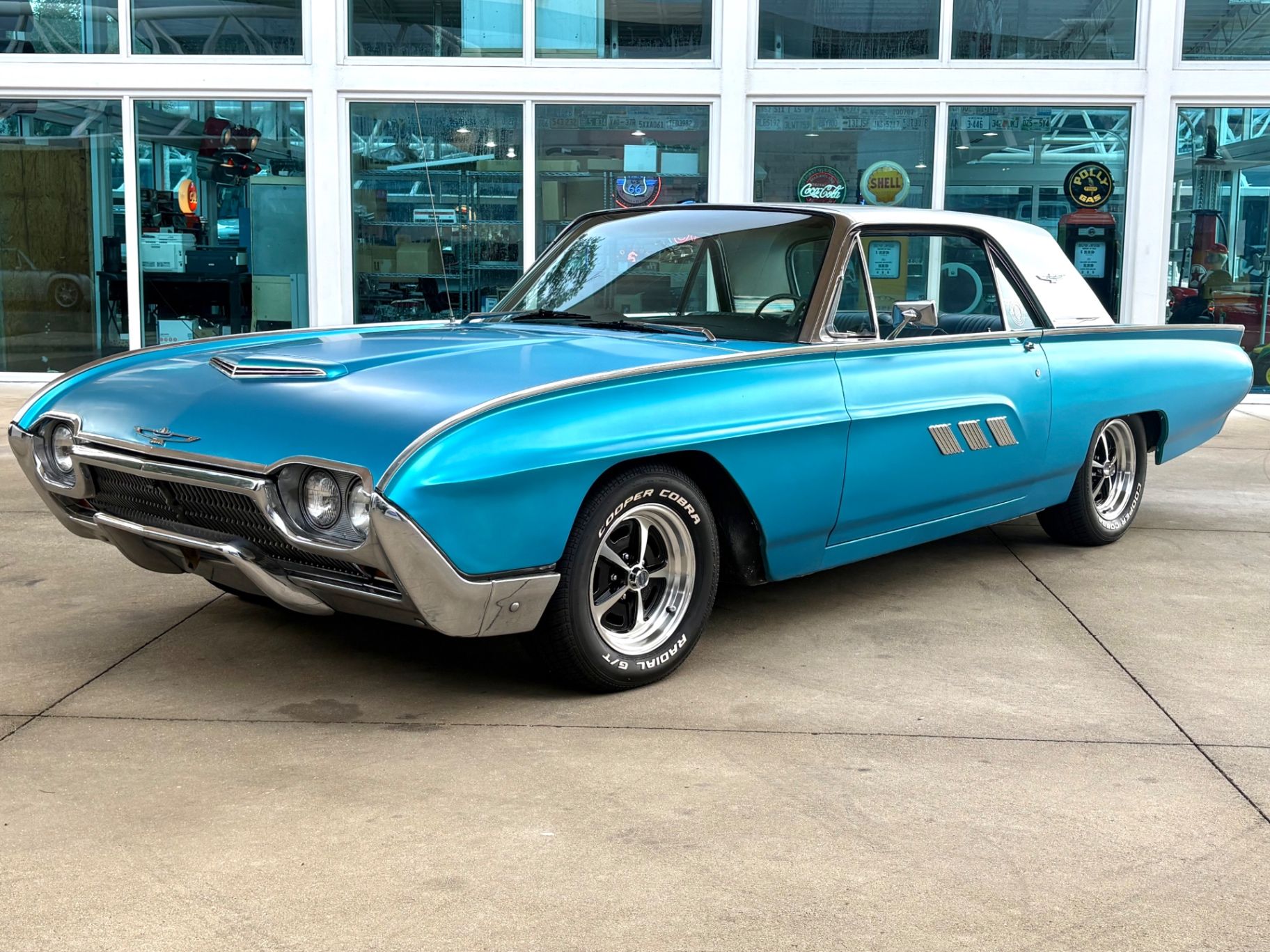 1963 Ford Thunderbird Base, foto 2