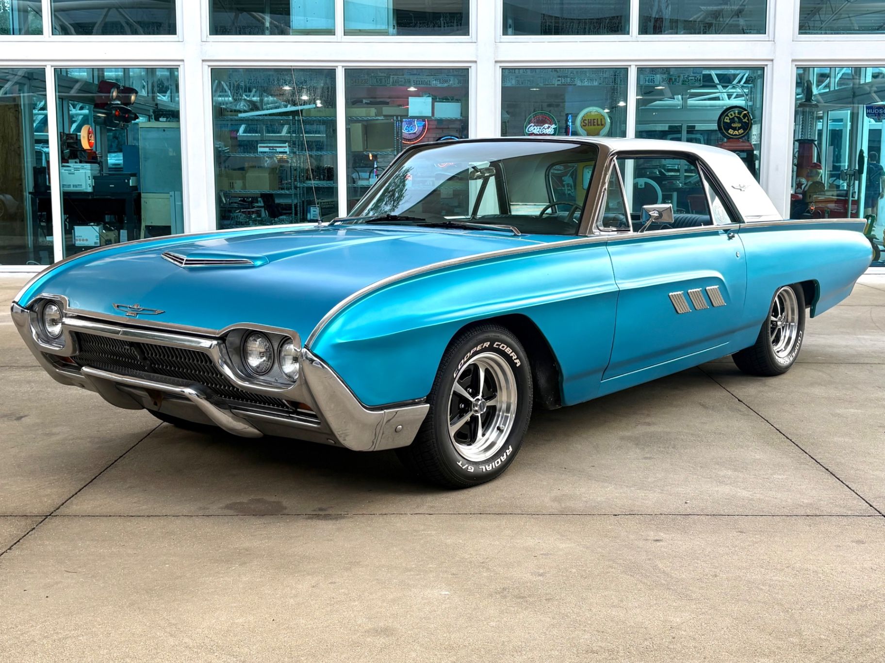 1963 Ford Thunderbird Base, foto 1