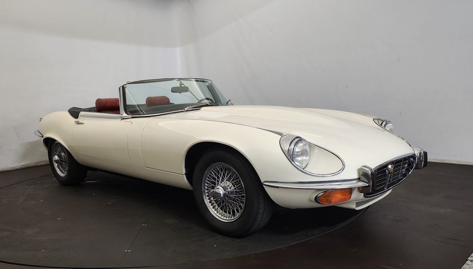 1974 Jaguar Type E Cabriolet, foto 1