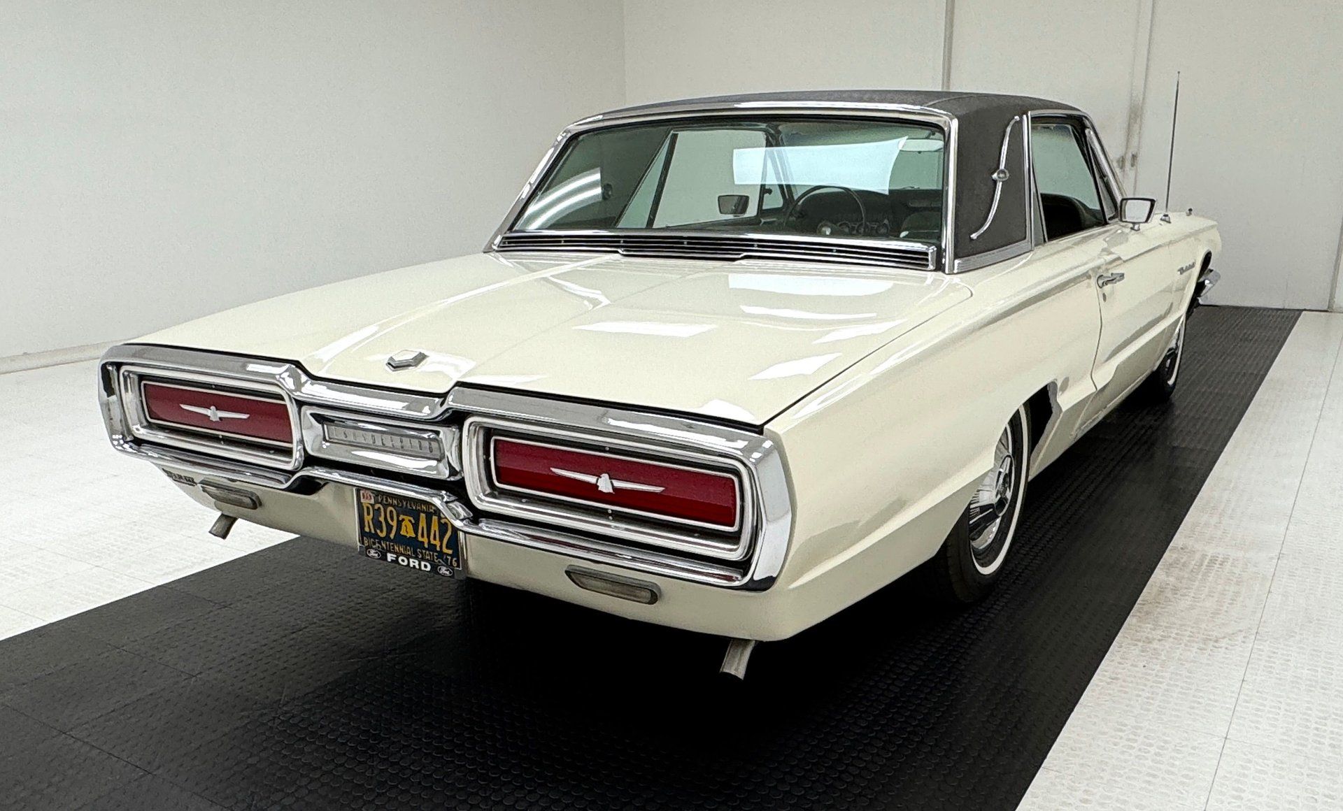 1964 Ford Thunderbird Landau Hardtop, foto 5