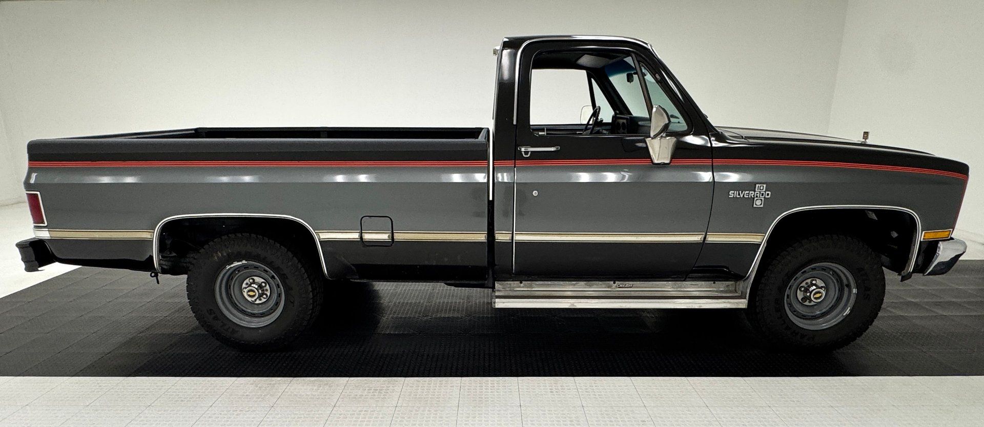1986 Chevrolet C10 Silverado 4x2 Long Bed Pickup, foto 6