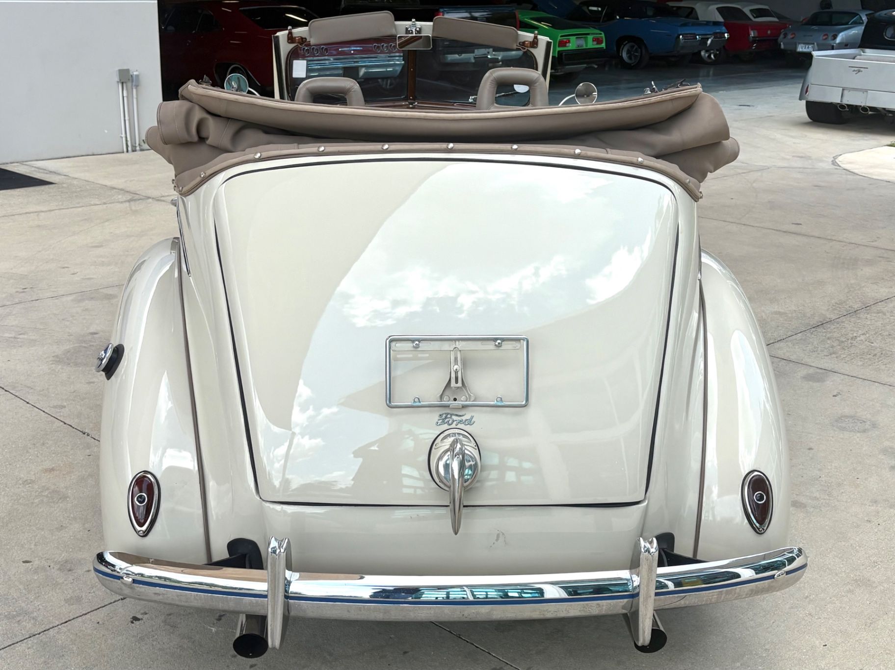 1939 Ford Deluxe Convertible Sedan, foto 8