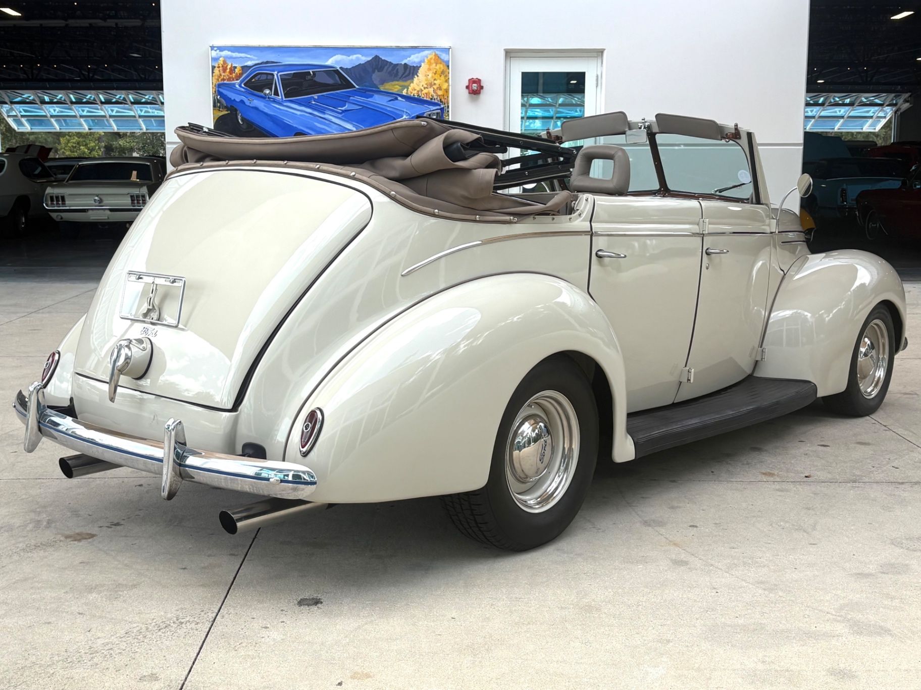 1939 Ford Deluxe Convertible Sedan, foto 6