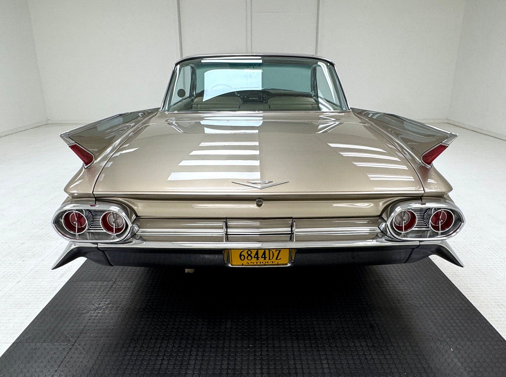 1961 Cadillac Series 63 Coupe DeVille, foto 4