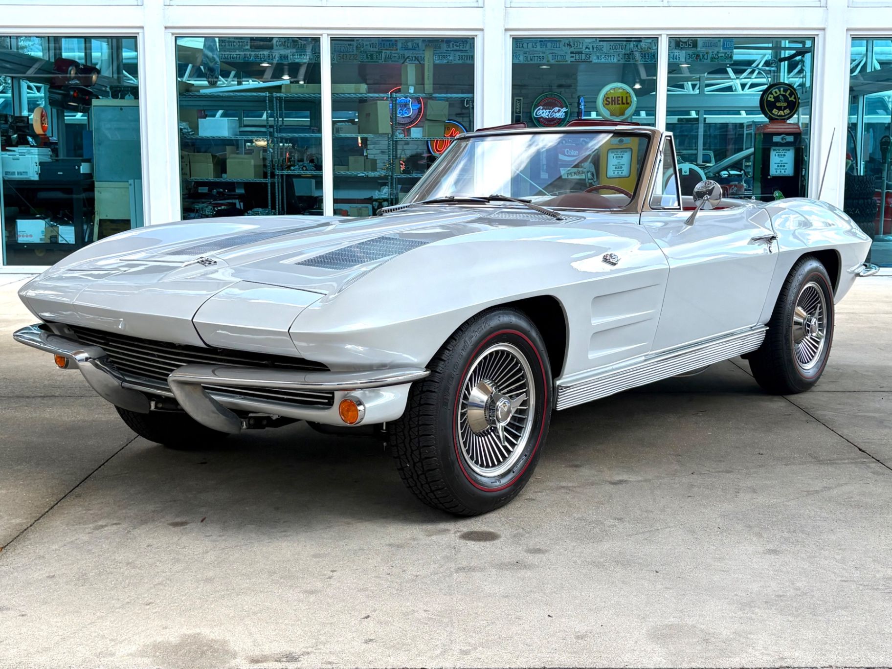 1963 Chevrolet Corvette Sting Ray 327 V8 L30, foto 1