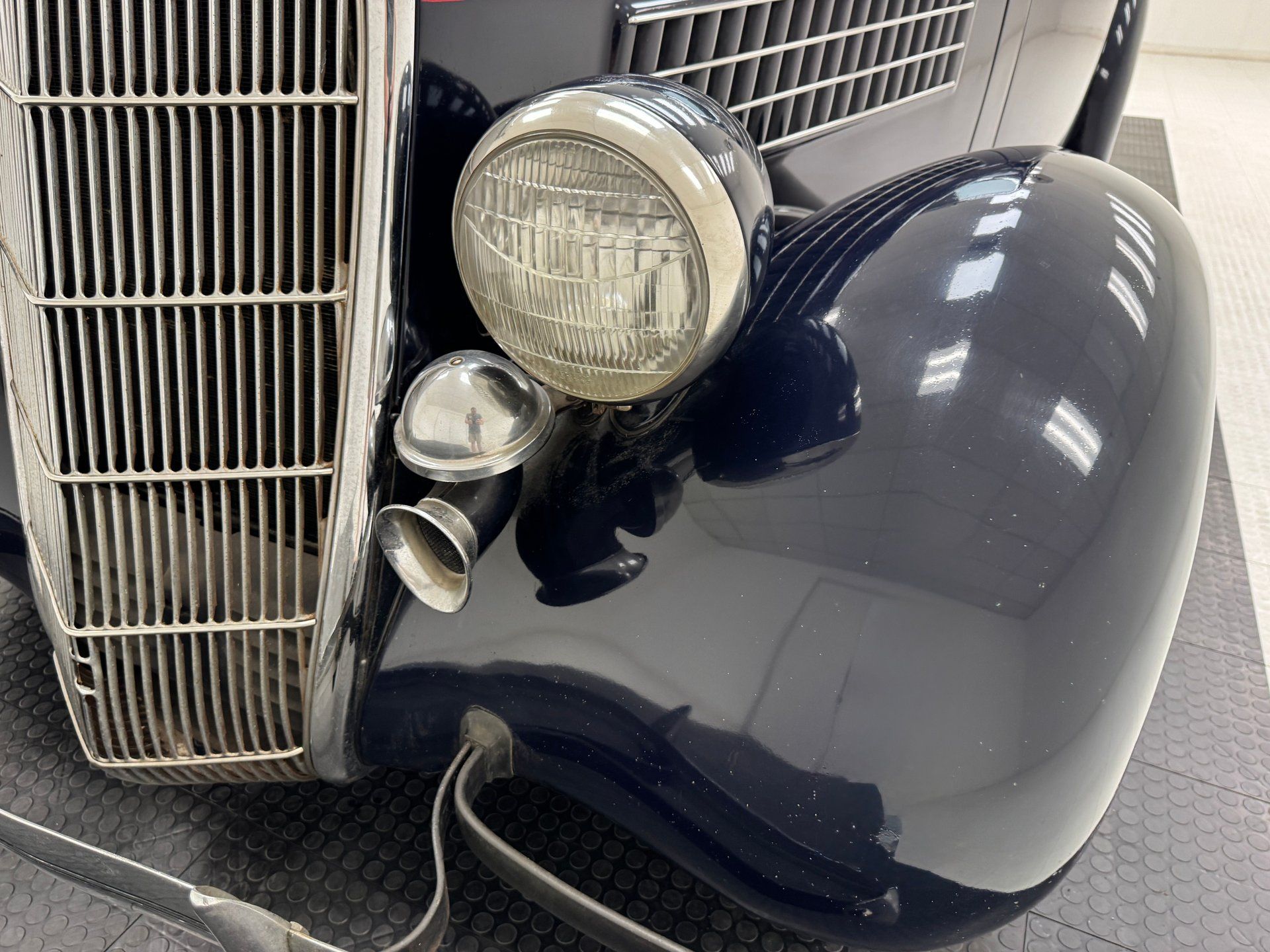 1935 Ford Model 48 V8 Series 5 Window Coupe, foto 11