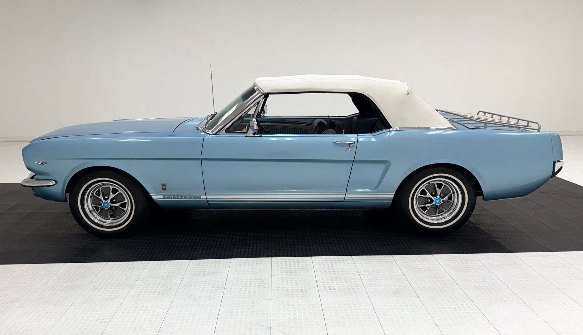 1965 Ford Mustang Convertible, foto 3
