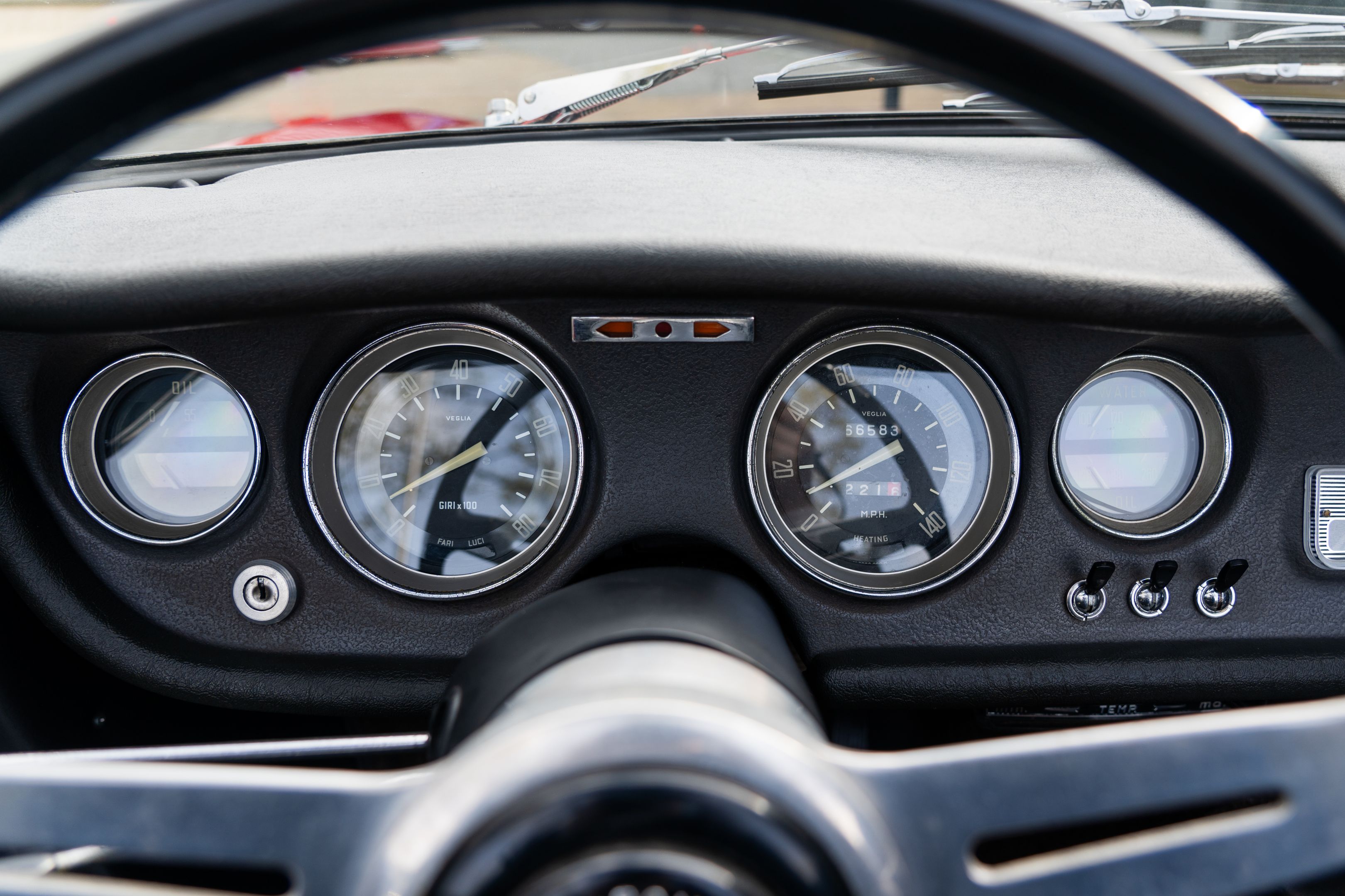 1965 Alfa Romeo Giulia Sprint GTC, foto 8