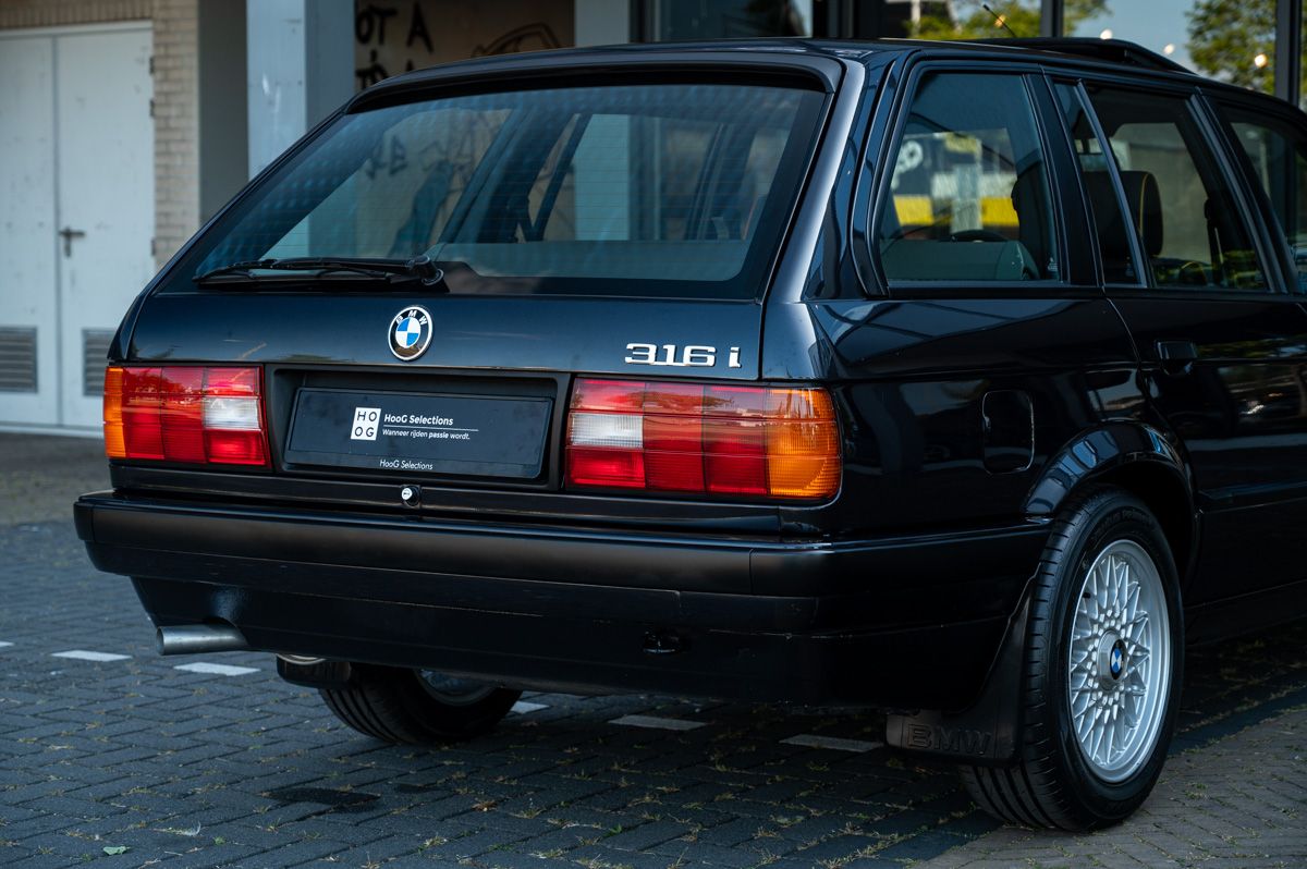 1994 BMW 3-Serie 316i E30 Touring Design Edition, foto 4