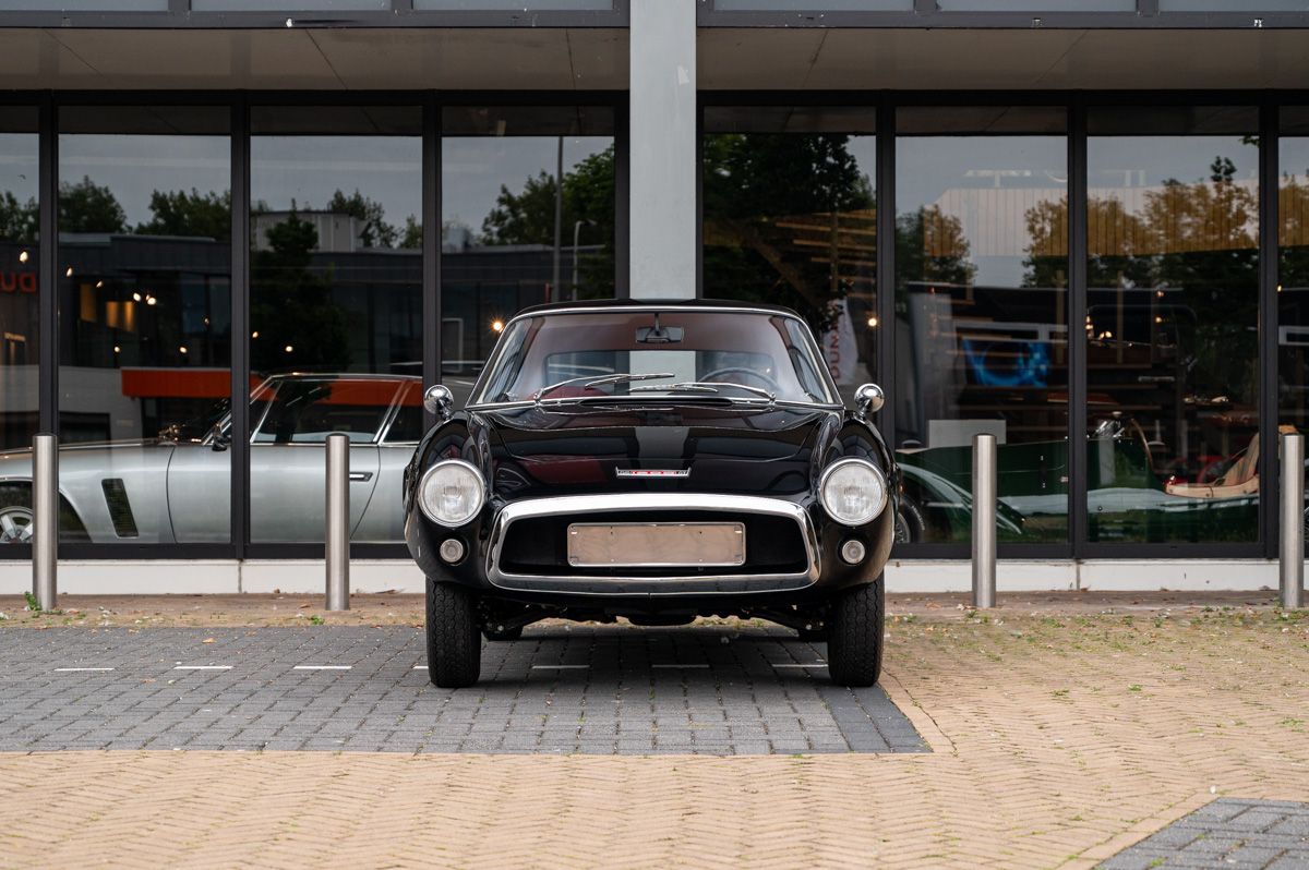 1965 Fiat Ghia 1500 GT, foto 2