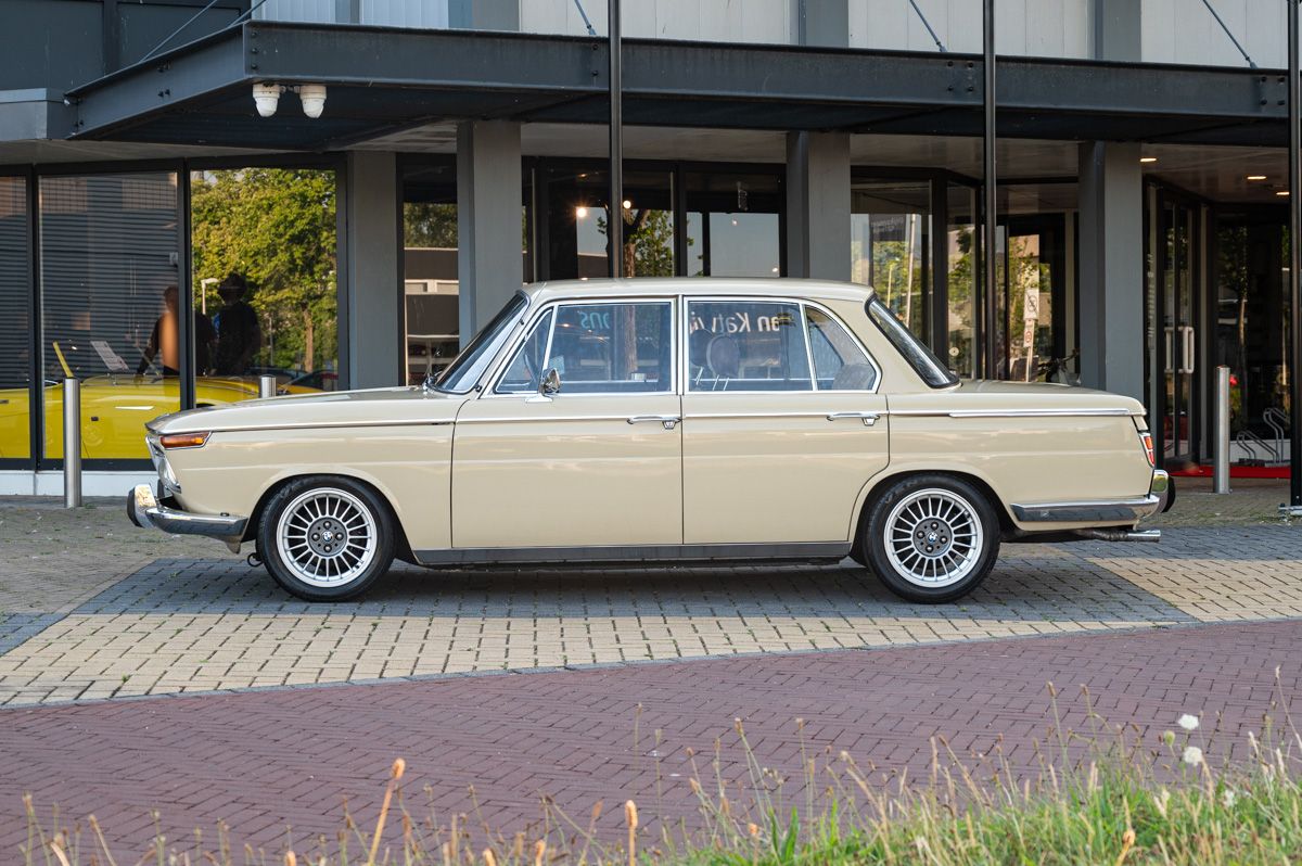 1971 BMW 2000 Automatic, foto 2