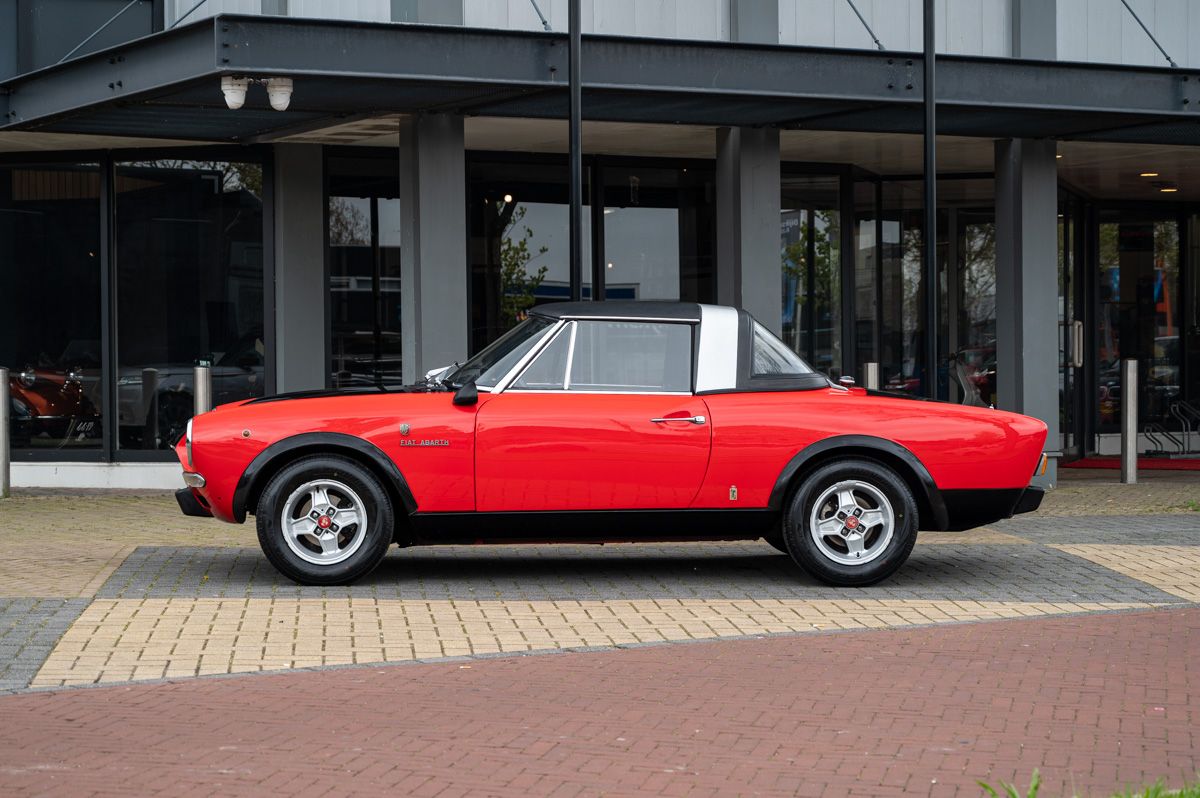 1974 Fiat 124 Spider Abarth, foto 2