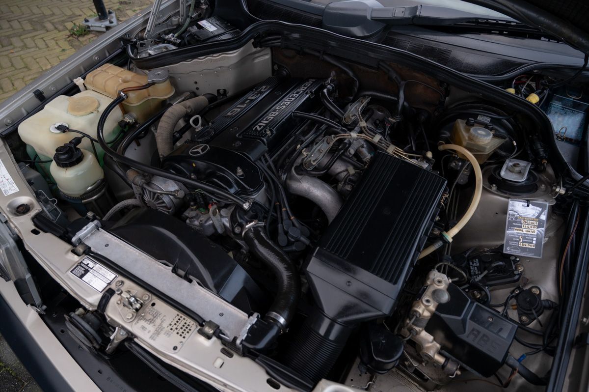 1986 Mercedes-Benz 190-Serie E 2.3-16, foto 9