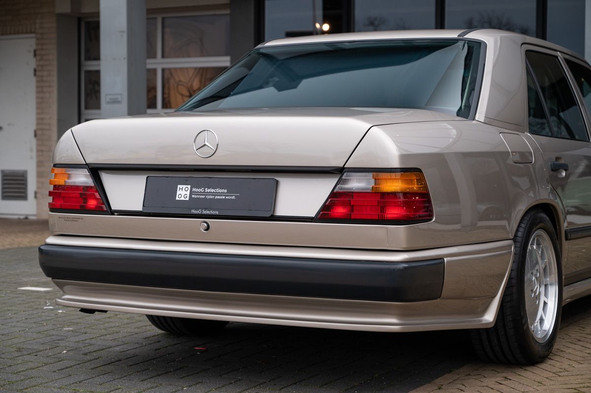 1986 Mercedes-Benz E-Klasse 300E (W124) Lorinser, foto 4
