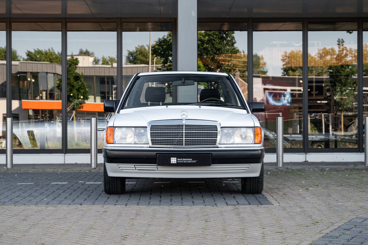1989 Mercedes-Benz 190-Serie 190 Automaat (W201), foto 2