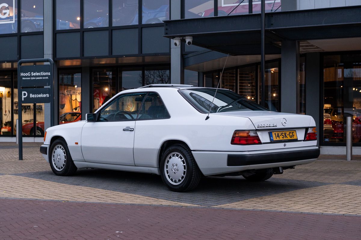 1991 Mercedes-Benz E-Klasse 300 CE-24 (W124), foto 4