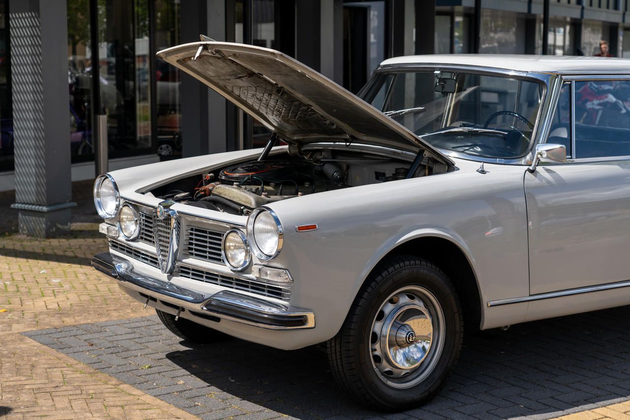 1966 Alfa Romeo 2600 Berlina, foto 8