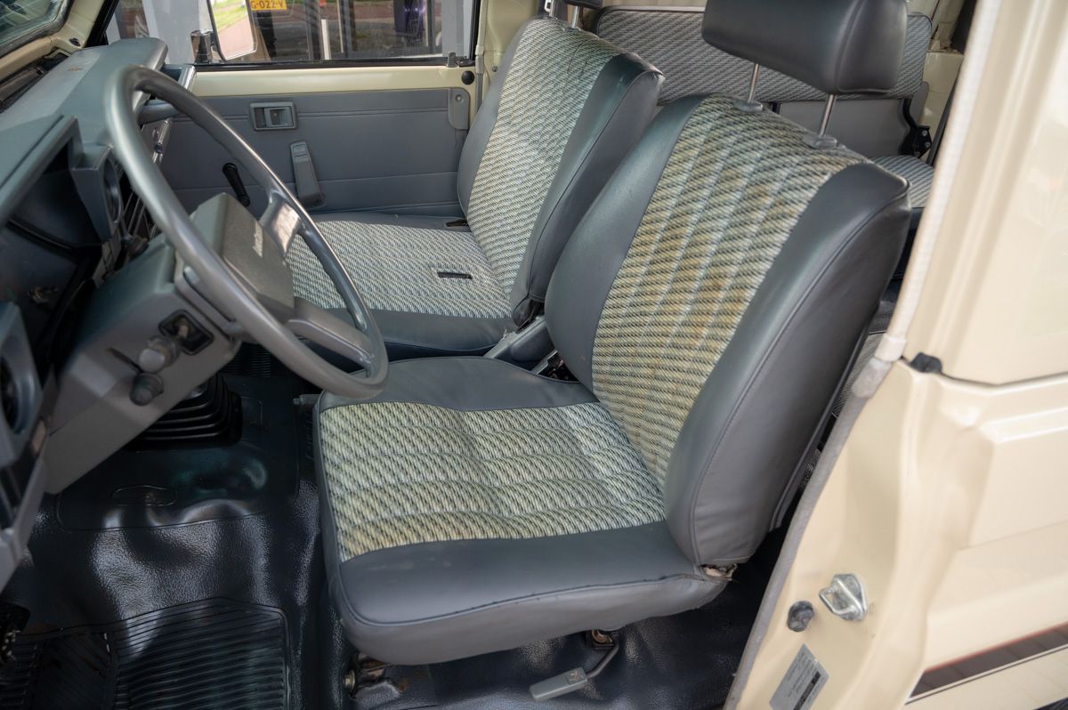 1994 Toyota Land Cruiser FZJ73, foto 7