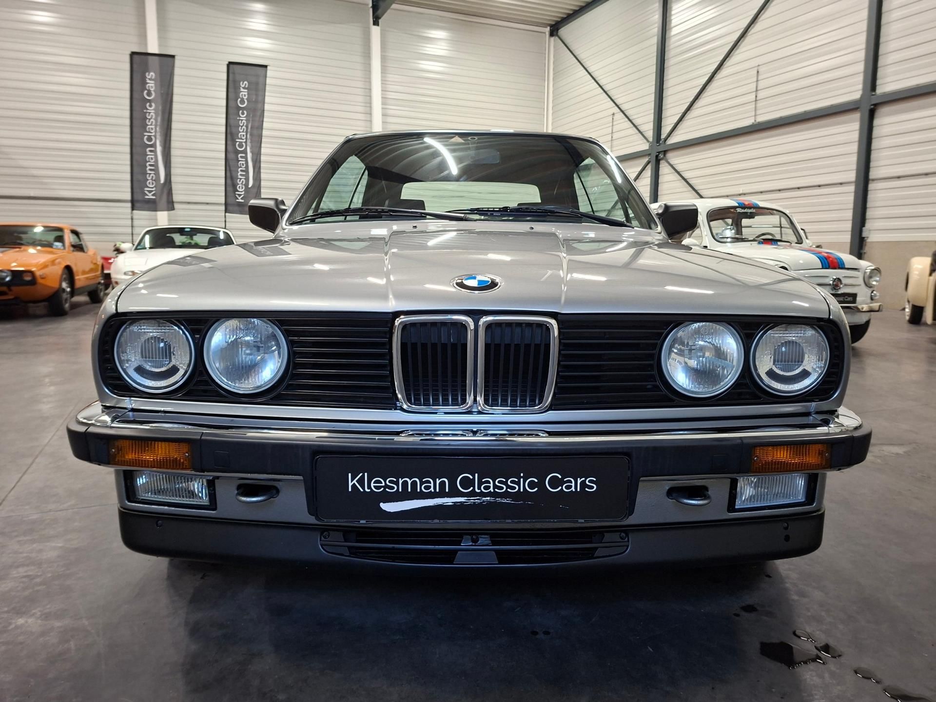 1988 BMW 3 Series 325i E30, foto 12