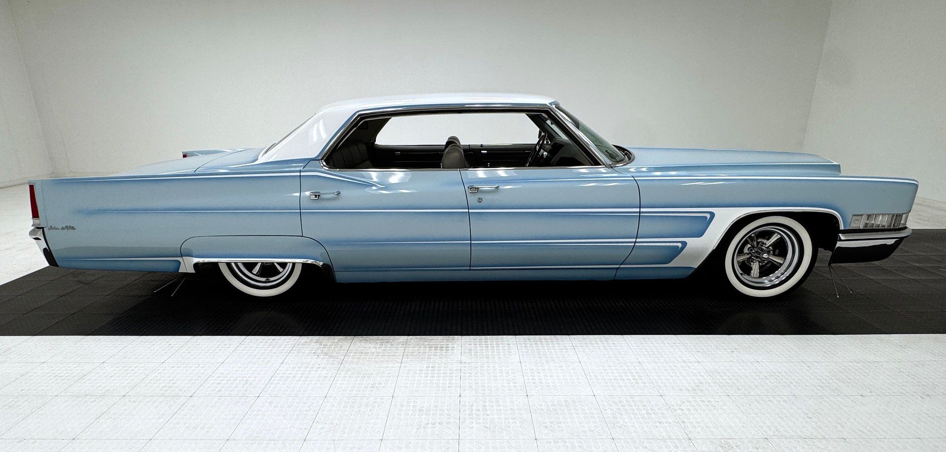 1969 Cadillac Sedan DeVille 4 Door Hardtop, foto 6