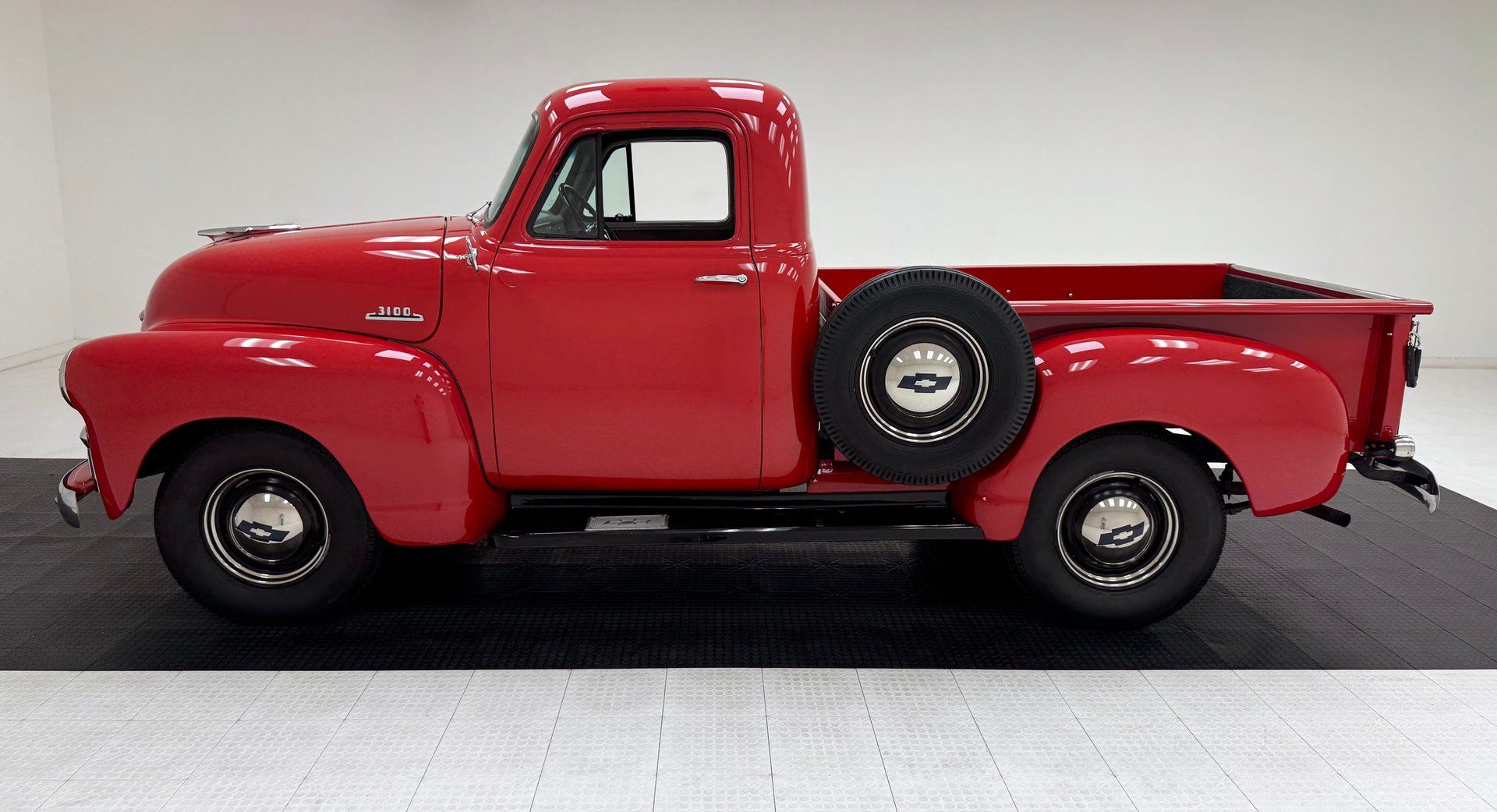 1954 Chevrolet 3100 1/2 Ton Pickup Advance Design, foto 2