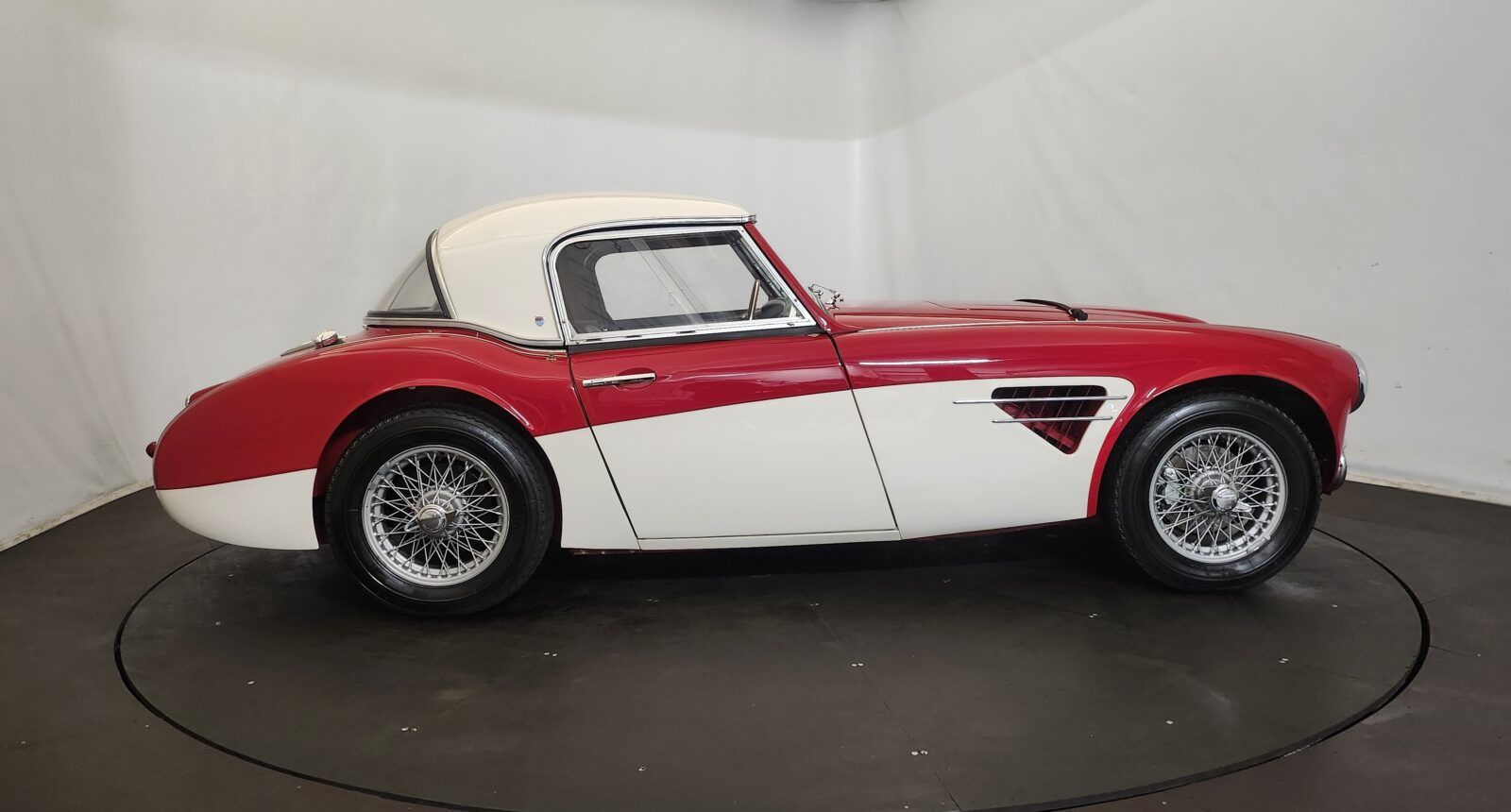 1956 Austin-Healey 100 Six BN4, foto 4