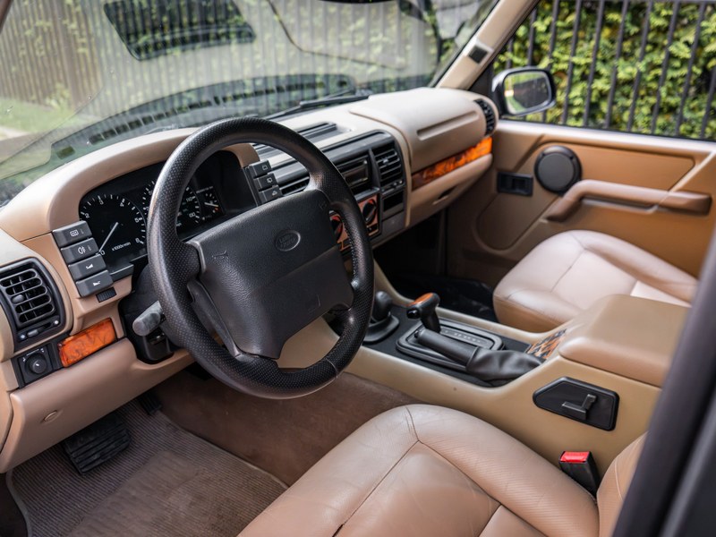 1997 Land Rover Discovery Series 1 V8i SE, foto 2
