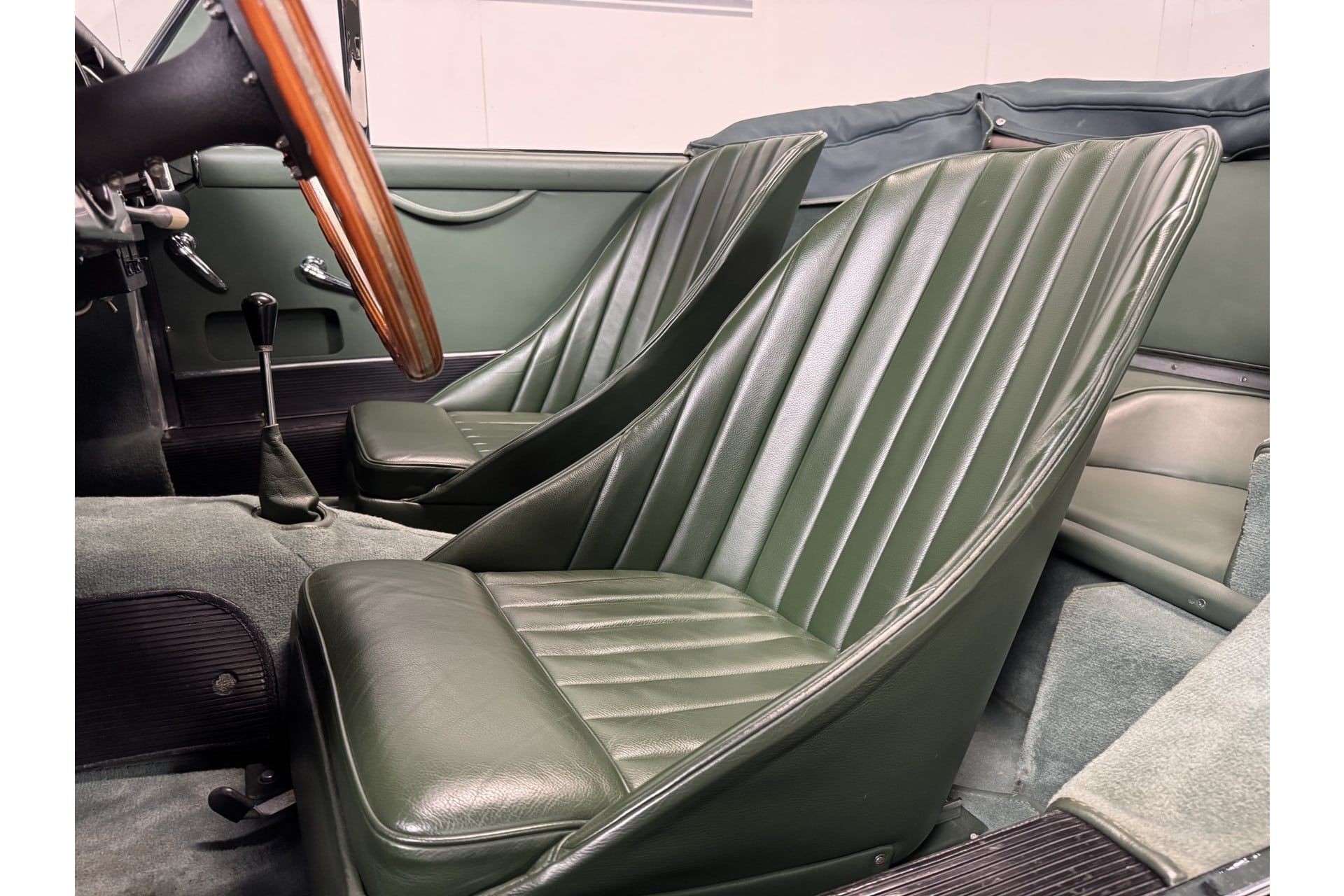 1959 Aston Martin DB2/4 MK III Drophead Coupé, foto 5