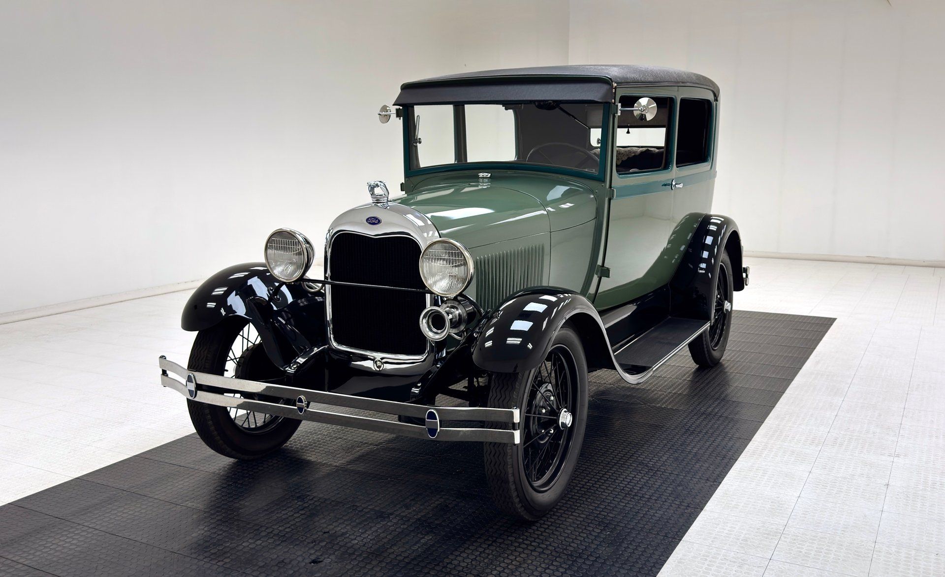 1929 Ford Model A Tudor Sedan, foto 1