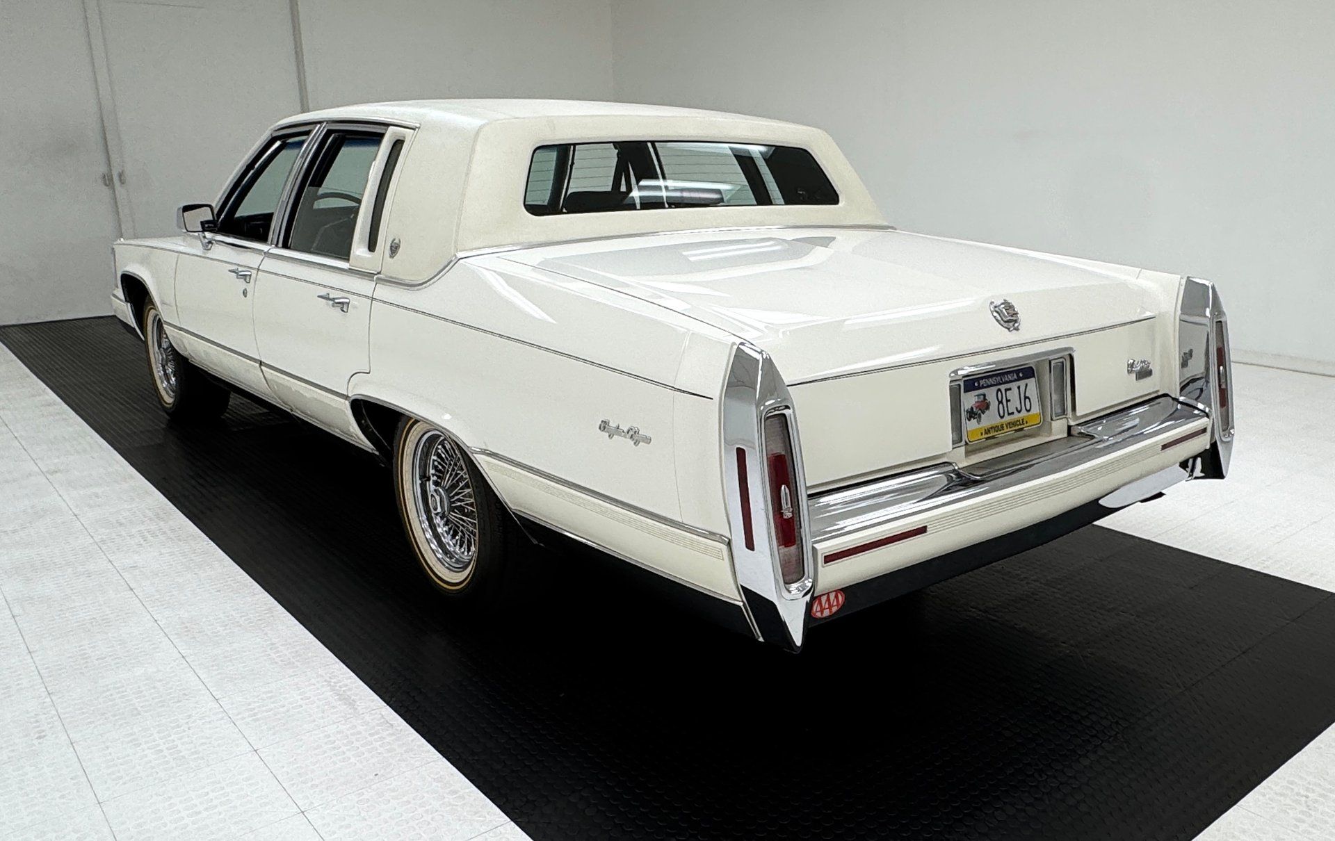 1992 Cadillac Brougham d'Elegance, foto 3