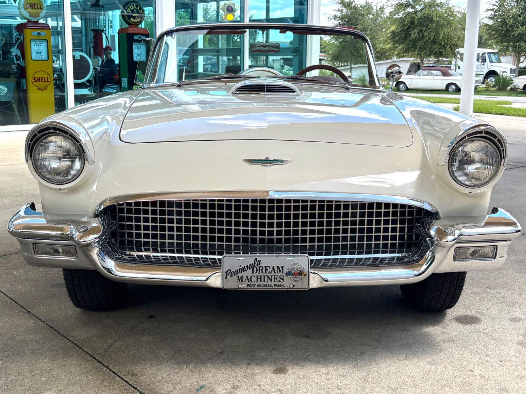 1957 Ford Thunderbird Base, foto 2