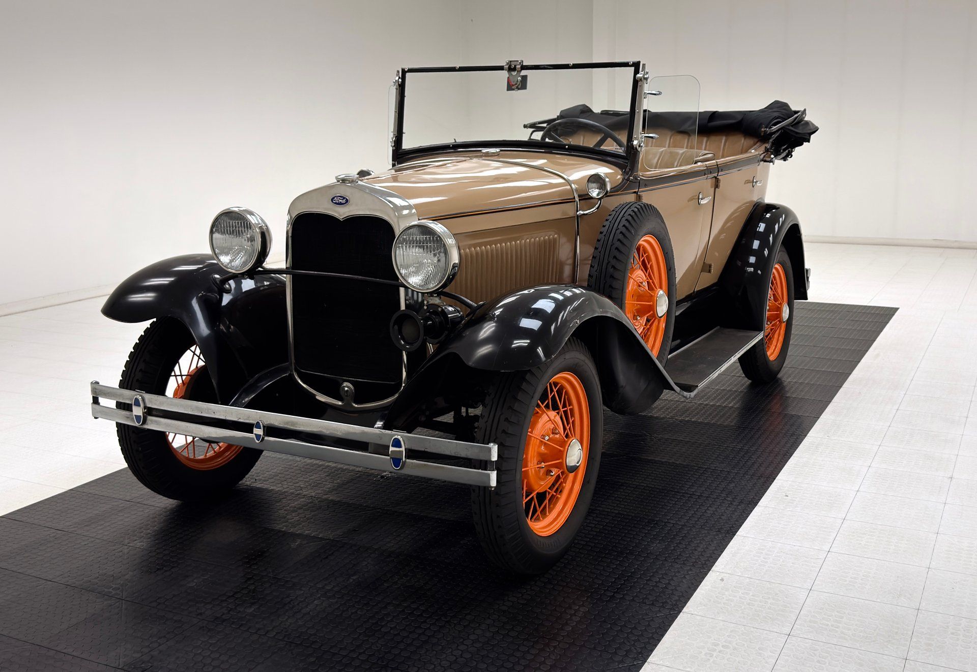 1930 Ford Model A Standard Phaeton, foto 2