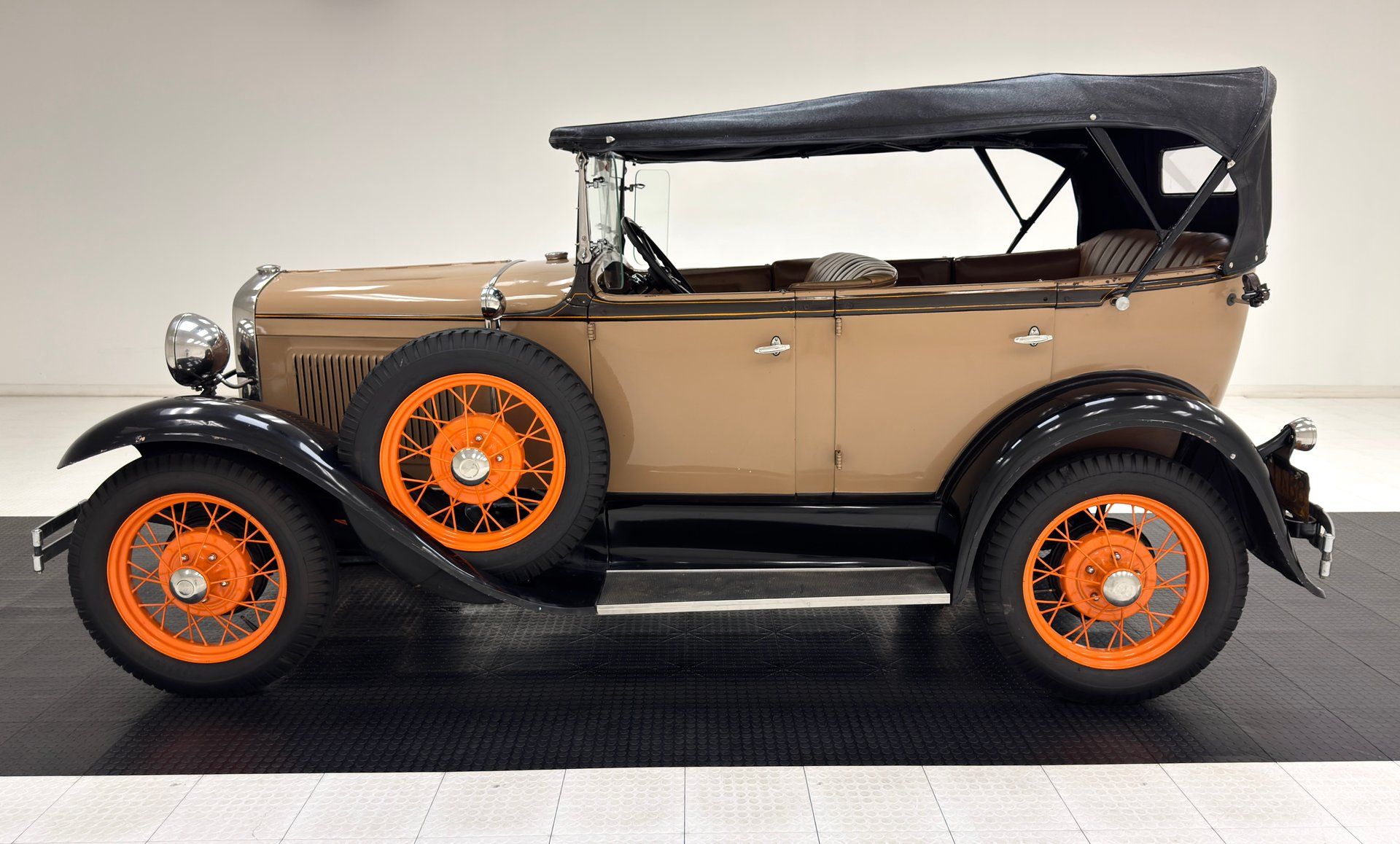 1930 Ford Model A Standard Phaeton, foto 3