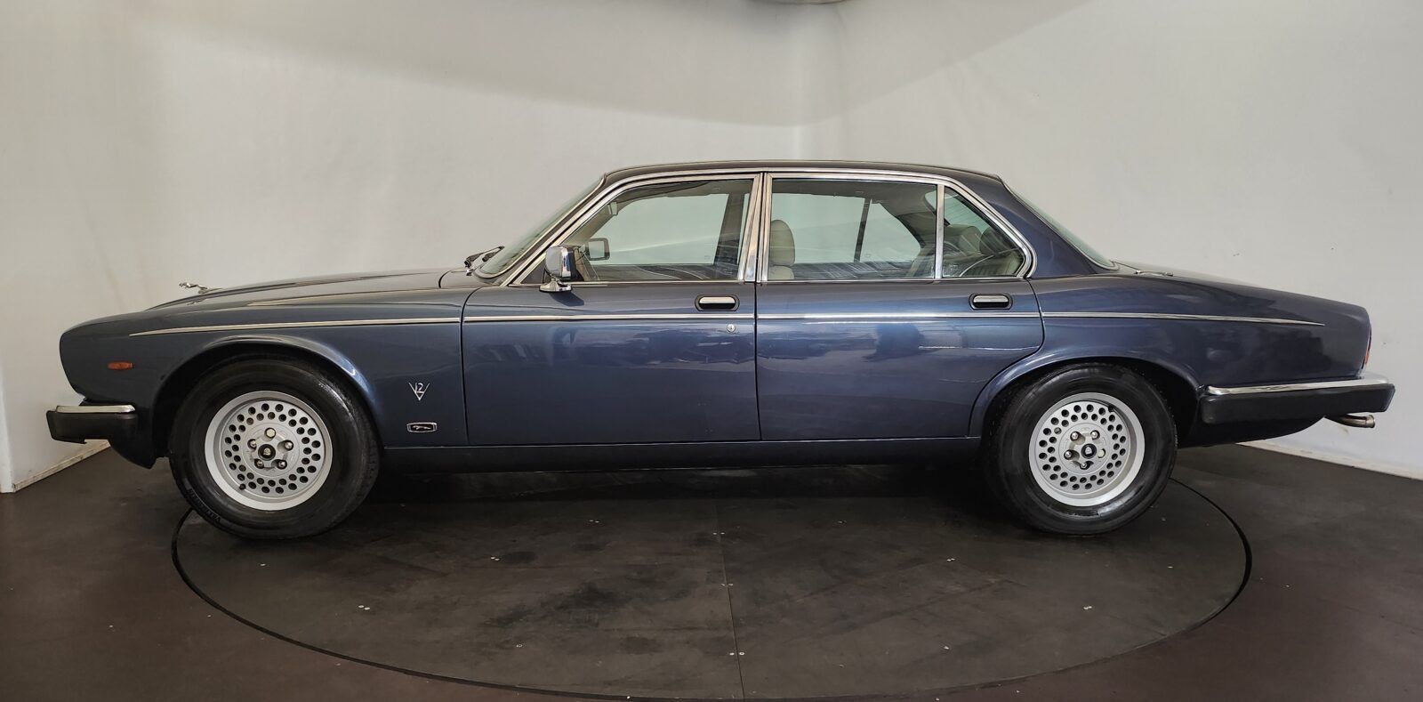 1988 Jaguar XJ12 Sovereign HE Series III, foto 8