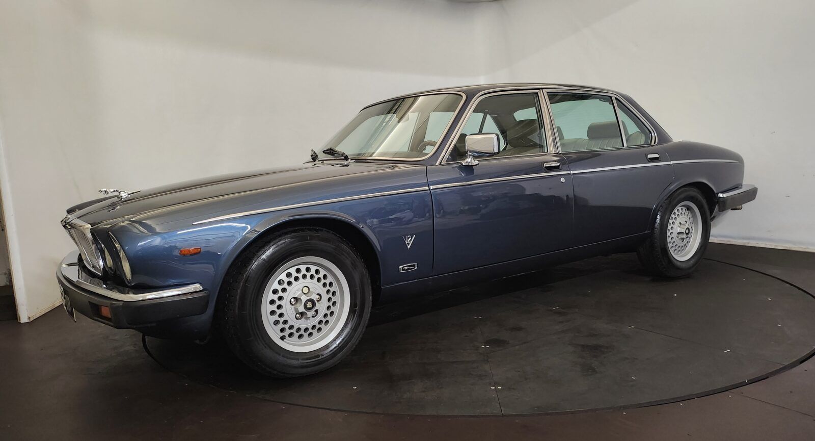 1988 Jaguar XJ12 Sovereign HE Series III, foto 2