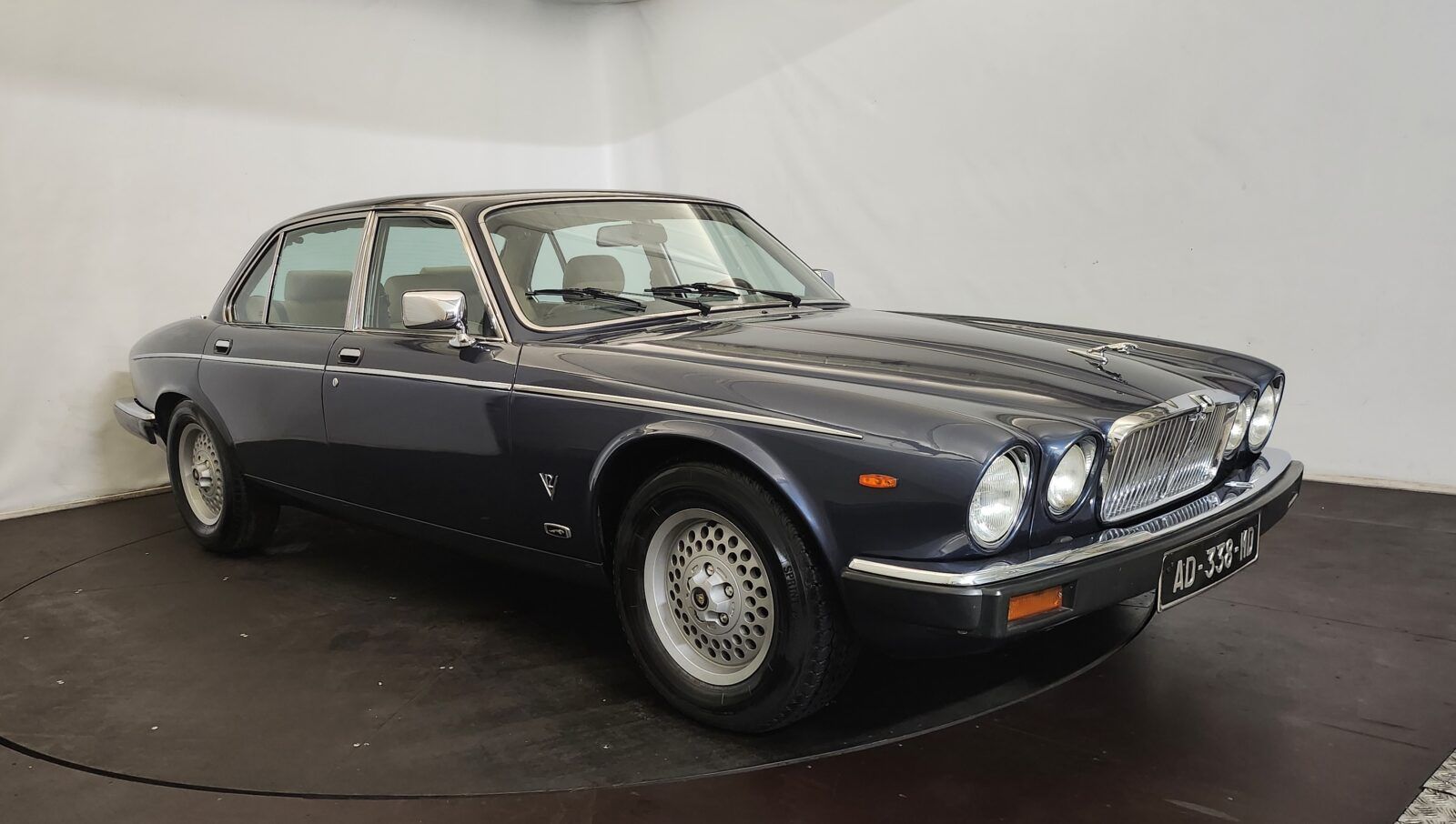 1988 Jaguar XJ12 Sovereign HE Series III, foto 1