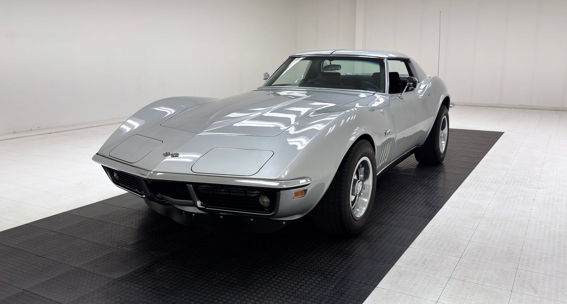 1969 Chevrolet Corvette L46 C3, foto 1