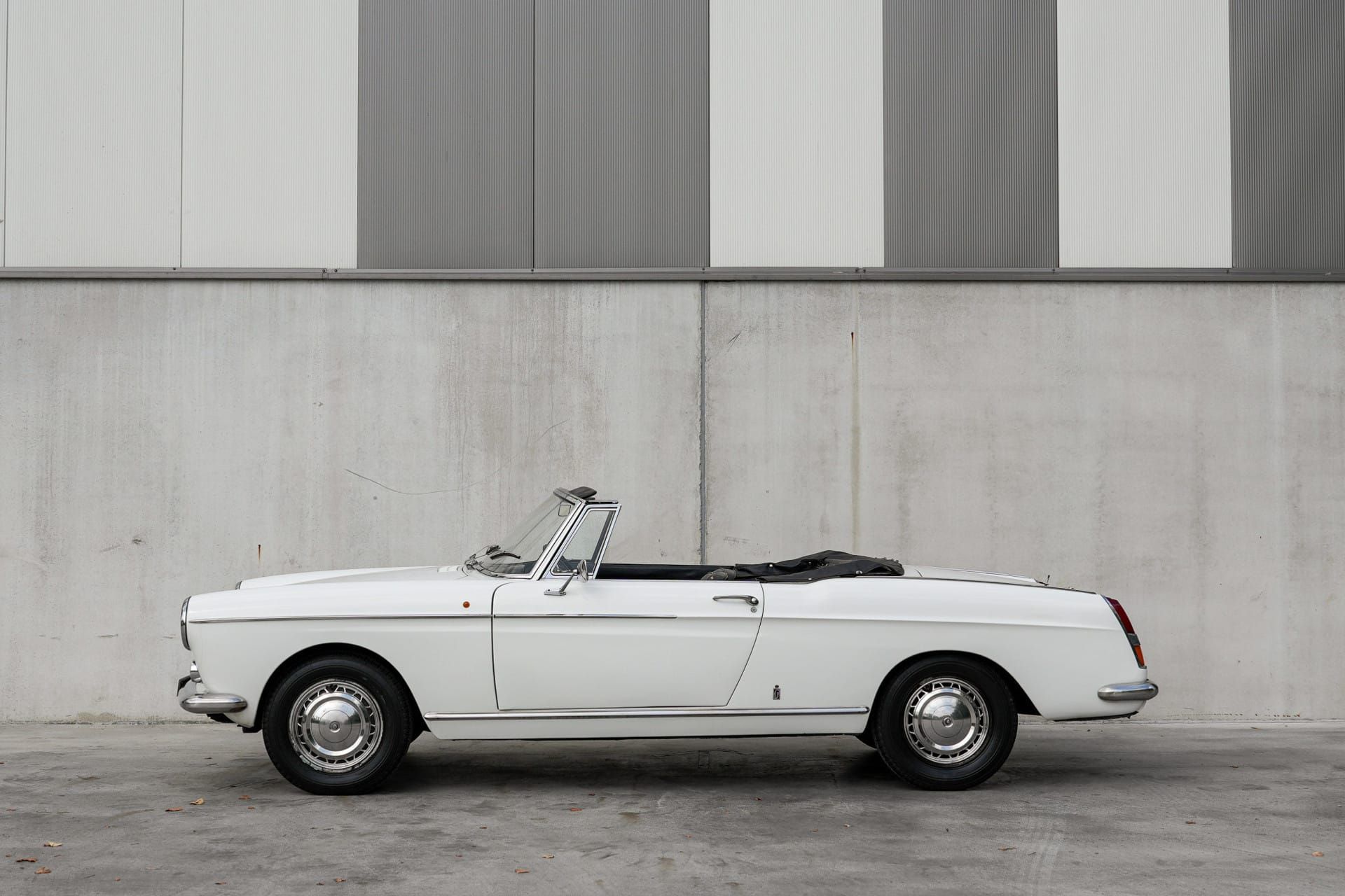 1967 Peugeot 404 Cabriolet, foto 2