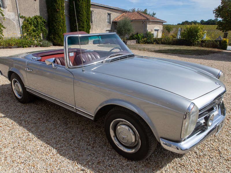 1967 Mercedes-Benz 250SL Coupe W113, foto 2