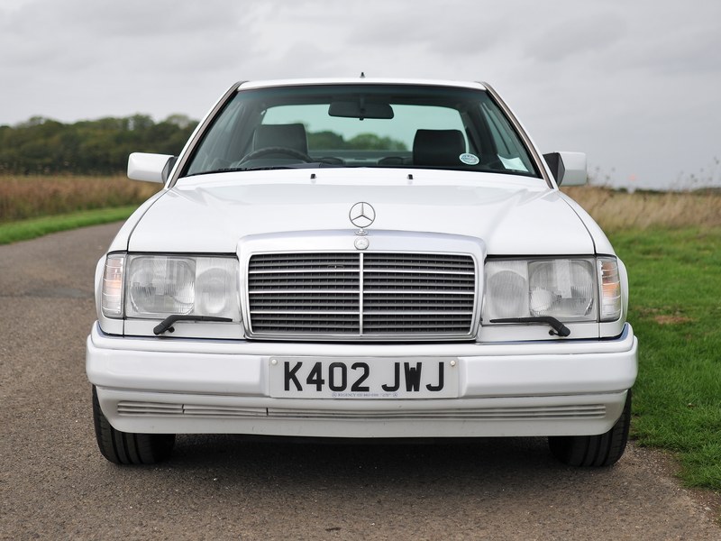 1993 Mercedes-Benz 220CE Pillarless Coupe W124, foto 2