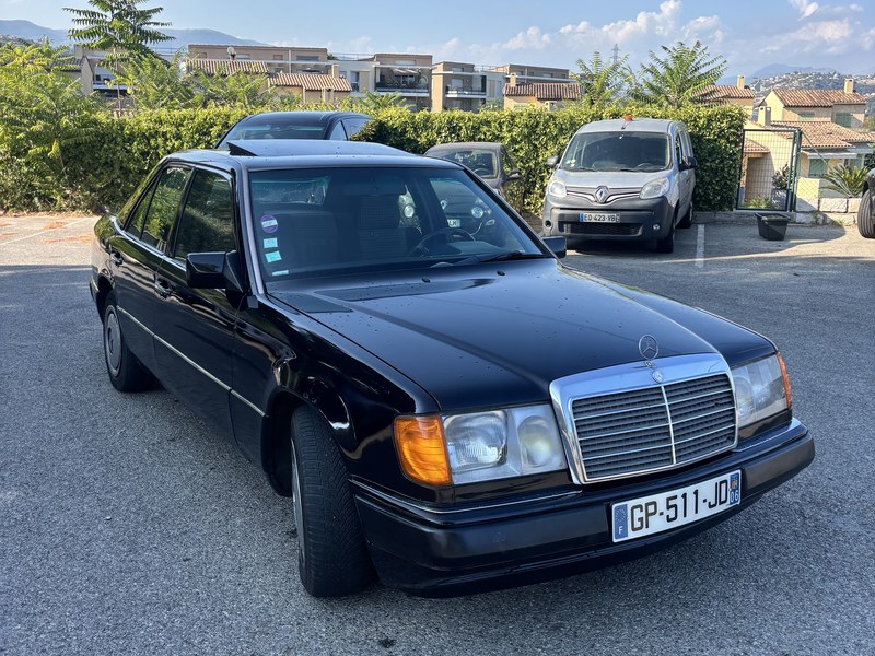 1991 Mercedes-Benz W124 200E, foto 1