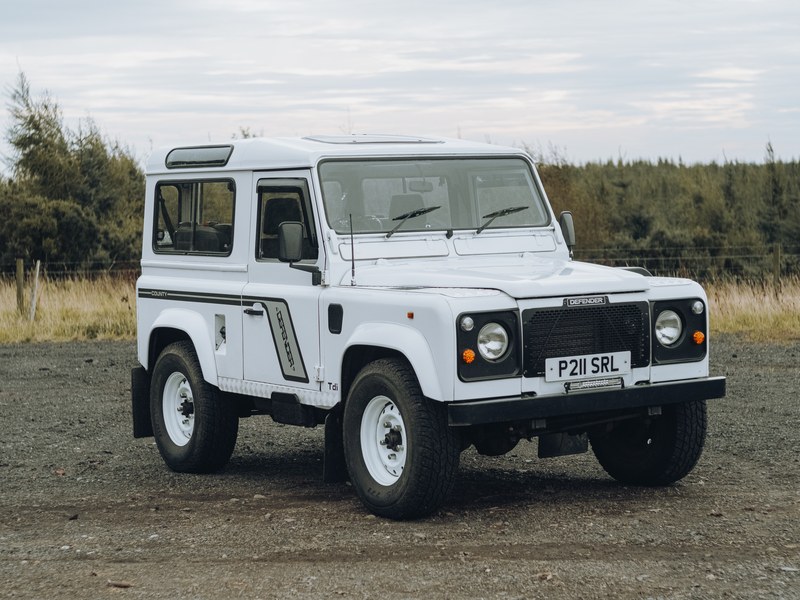 1997 Land Rover Defender 90 Station Wagon 300 TDi, foto 1
