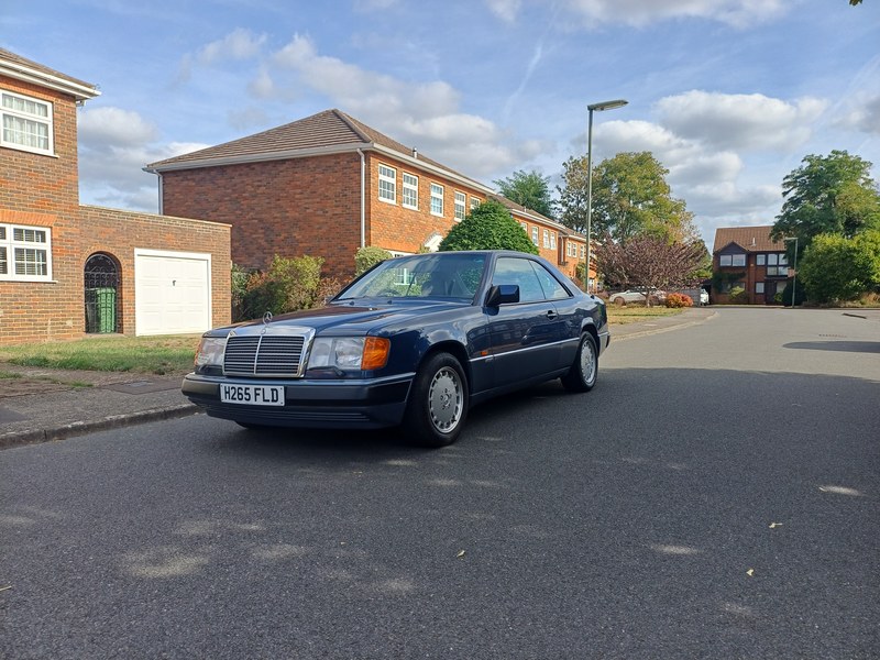 1990 Mercedes-Benz 300 CE-24 C124 - Sportline Chassis, foto 2